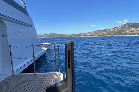  Tender Fenders for 60m+ motoryacht 